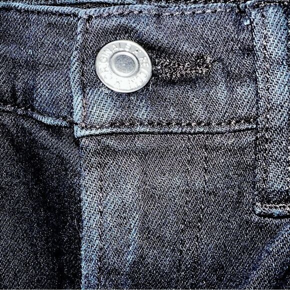 Redone high rise black NWT 27” premium denim jeans - stretch - Picture 15 of 16